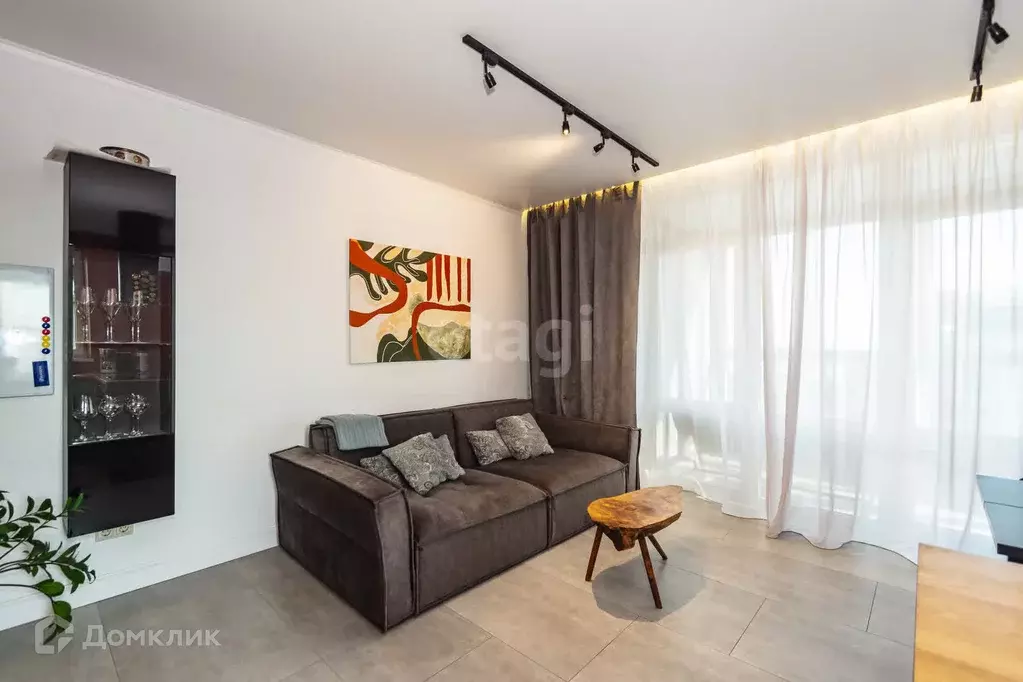 Продаётся 2-к квартира, 65 м - Фото 0
