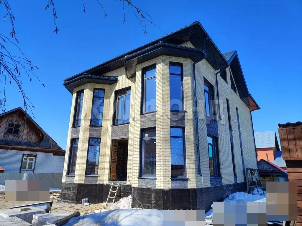 Дом в Новосибирская область, Новосибирск ул. Докучаева (500 м) - Фото 1