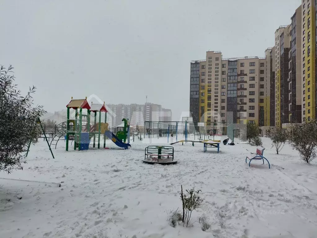 2-к кв. Омская область, Омск проезд 6-й Амурский, 18 (57.5 м) - Фото 1