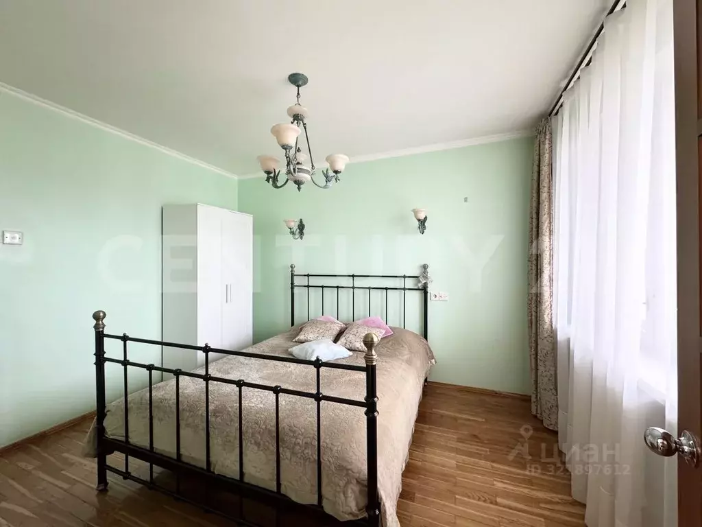 4-к кв. Чувашия, Чебоксары бул. Анатолия Миттова, 2 (102.2 м) - Фото 1