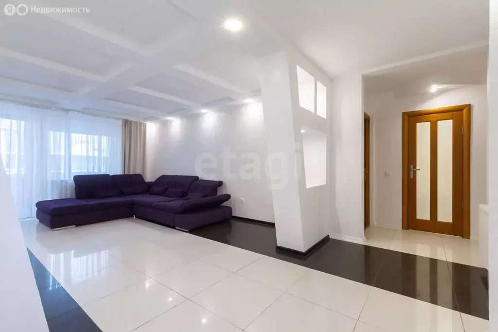 3-комнатная квартира: Калининград, Красносельская улица, 81А (81.9 м) - Фото 2