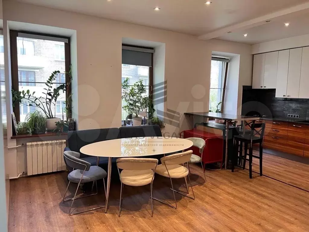 3-к. квартира, 70 м, 3/3 эт. - Фото 1