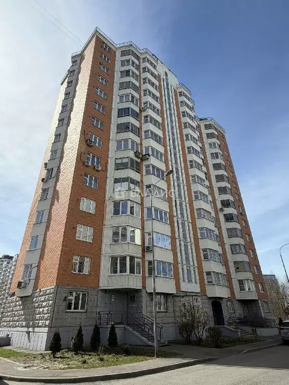 Продается 1-комнатная квартира - Фото 1