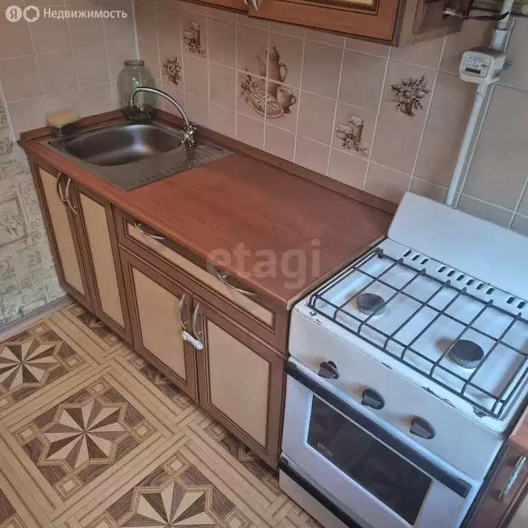 1-комнатная квартира: Омск, улица Дмитриева, 4/1 (32 м) - Фото 1
