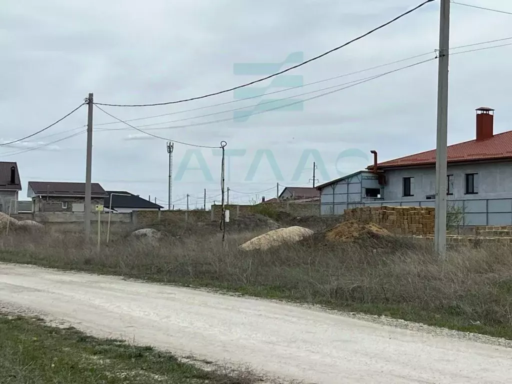 Участок в Крым, Симферопольский район, Трудовское с/пос, пос. Айкаван ... - Фото 1