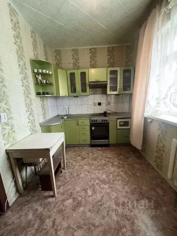 2-к кв. Хабаровский край, Николаевск-на-Амуре ул. Горького, 35 (52.3 ... - Фото 1