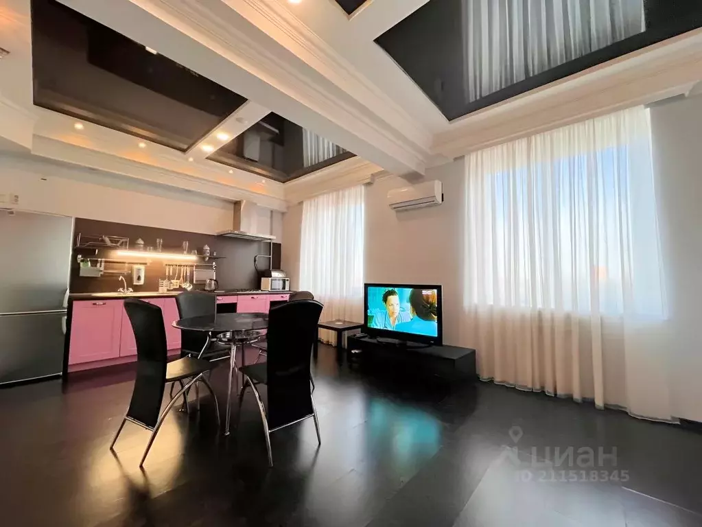 2-к кв. Челябинская область, Челябинск ул. Свободы, 108 (60.0 м) - Фото 1