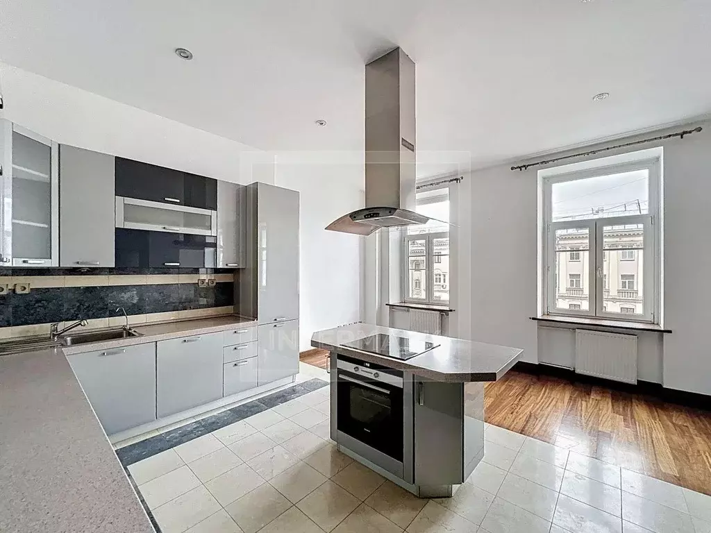 4-к кв. Москва Тверская ул., 28к1 (236.0 м) - Фото 2