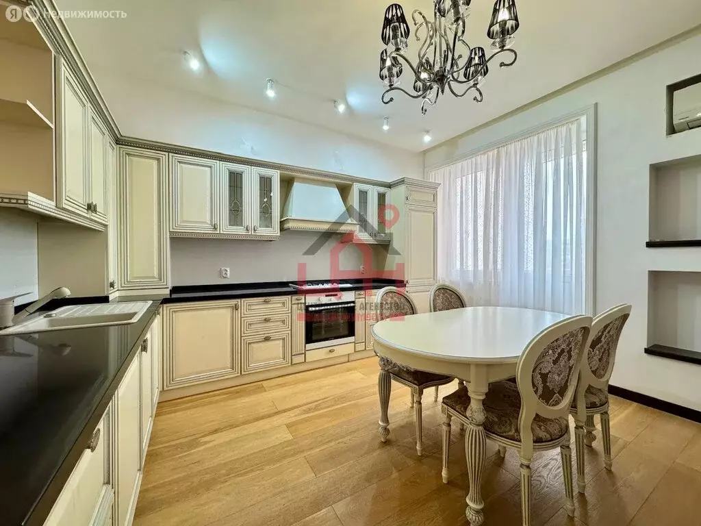 2-комнатная квартира: Ессентуки, Советская улица, 11 (72 м) - Фото 2