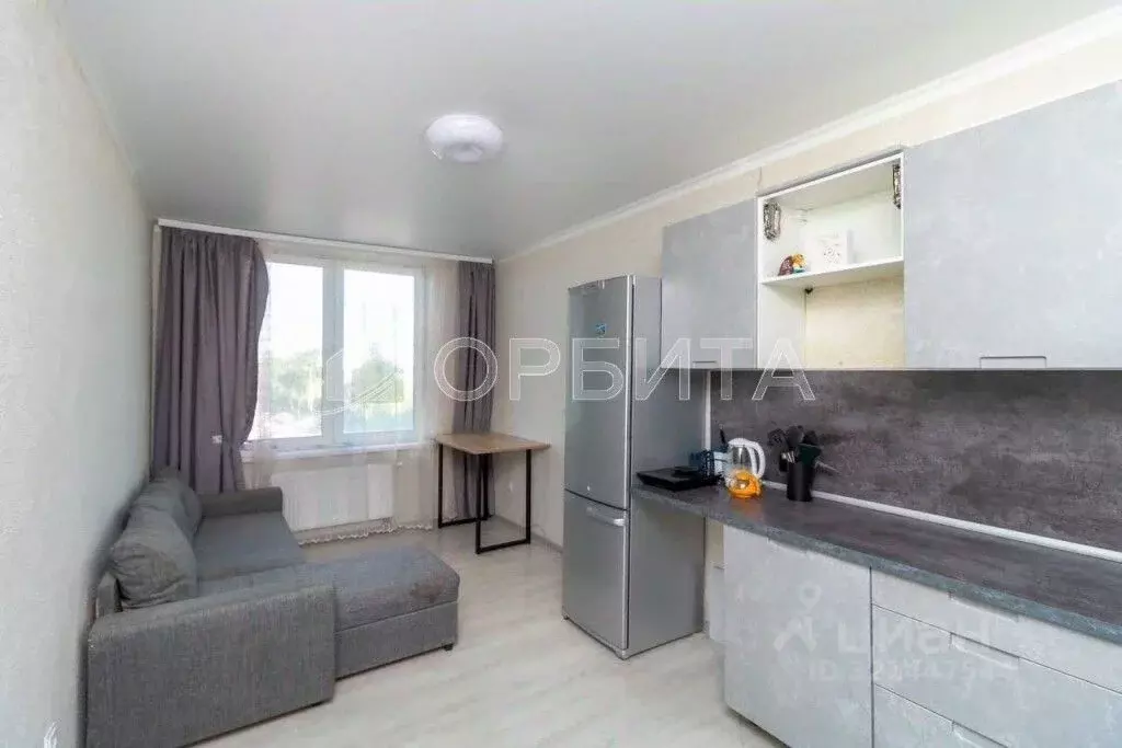 1-к кв. Тюменская область, Тюмень ул. Ветеранов Труда, 9Ак3 (33.2 м) - Фото 2