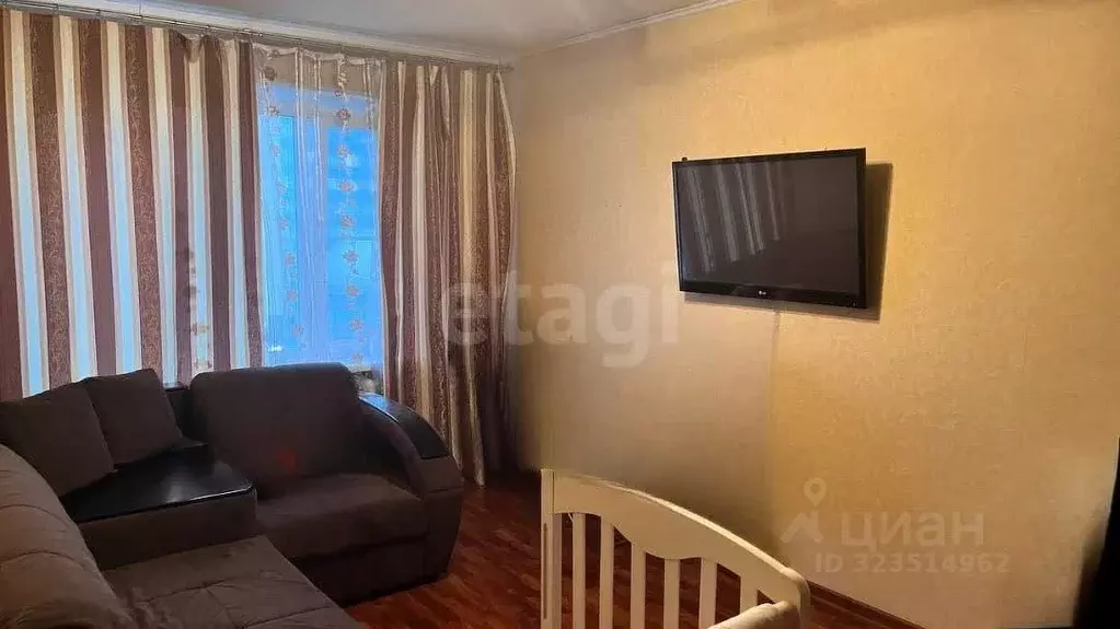 2-к кв. Ленинградская область, Кириши просп. Ленина, 30 (47.2 м) - Фото 1