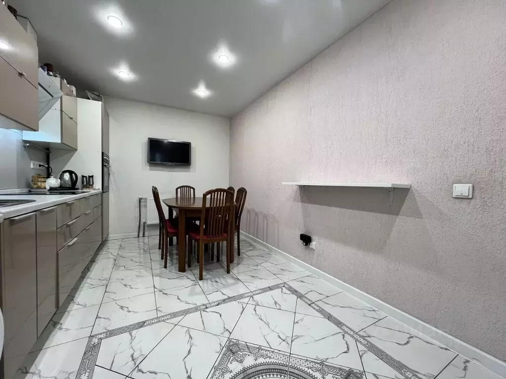 3-к кв. Московская область, Домодедово Южный мкр, ул. Курыжова, 28к1 ... - Фото 2