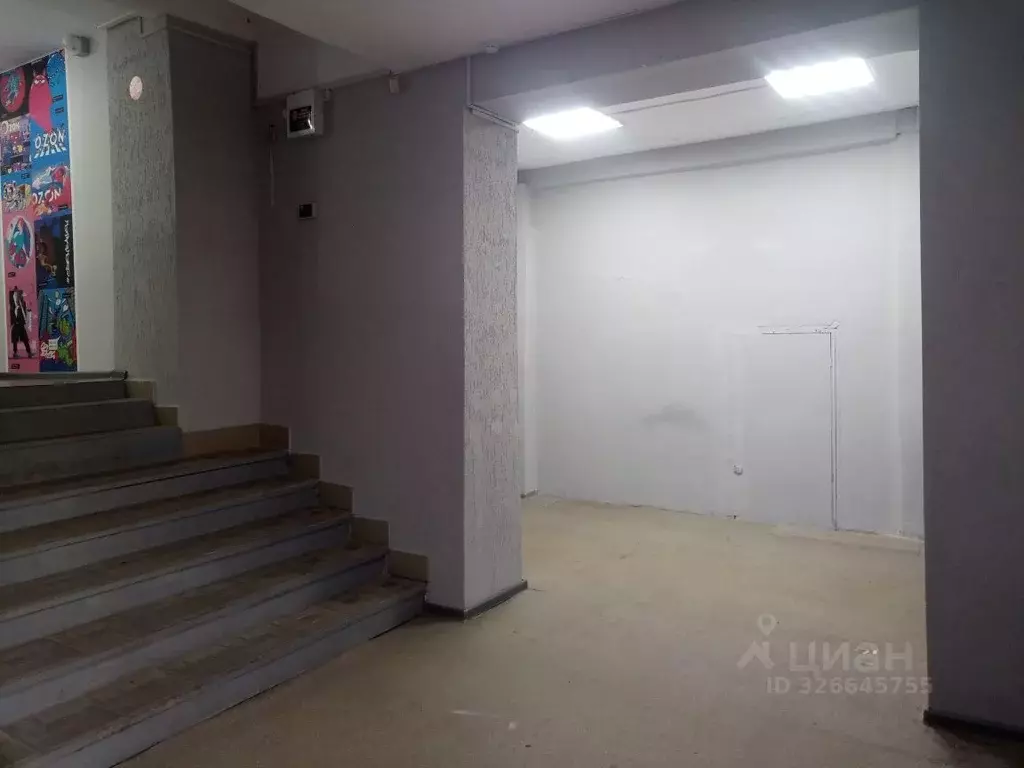 Помещение свободного назначения в Курганская область, Курган ул. ... - Фото 1