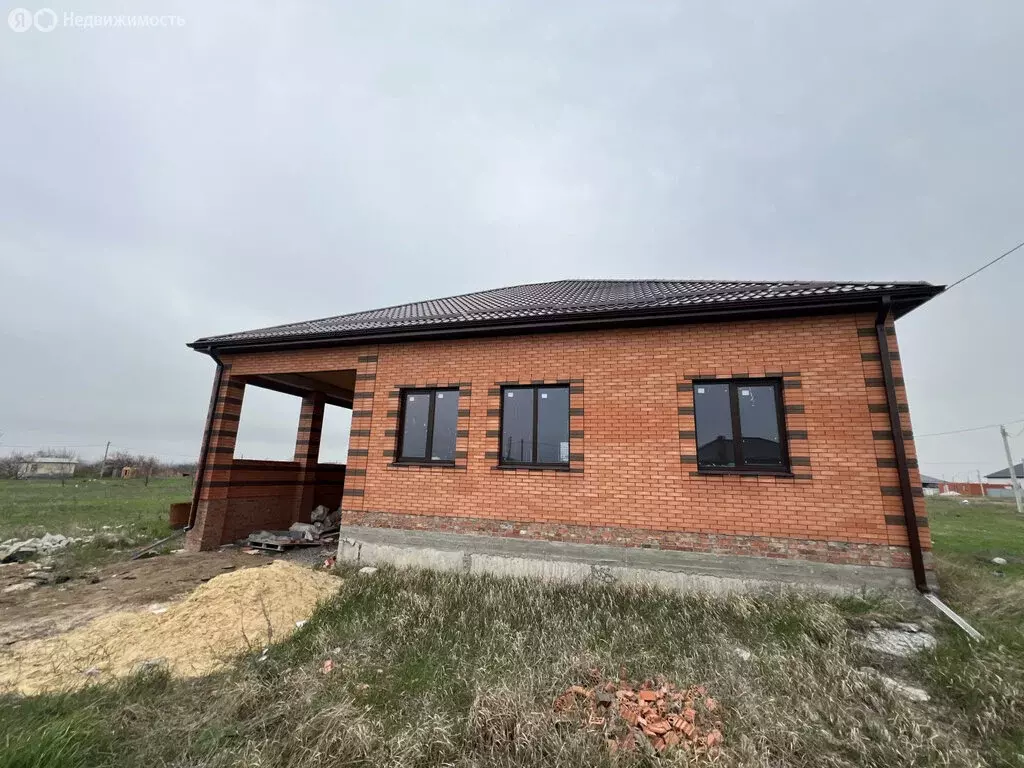 Дом в Азов, улица Кирова, 28 (160 м) - Фото 1