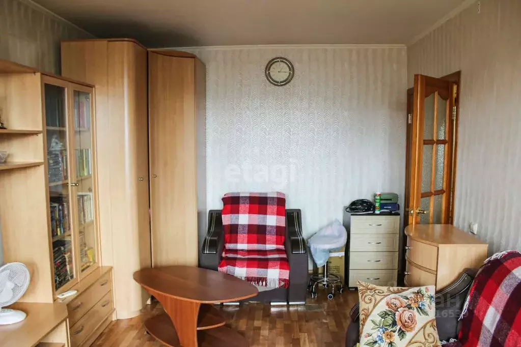 2-к кв. Свердловская область, Екатеринбург ул. Серова, 25 (47.4 м) - Фото 0
