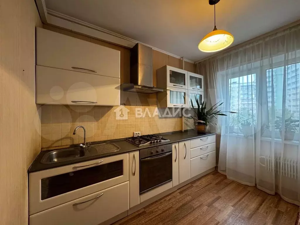3-к. квартира, 60,1 м, 4/10 эт. - Фото 0