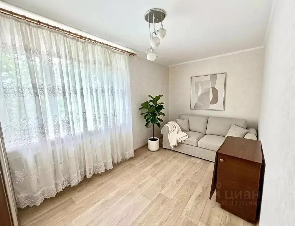 3-к кв. Крым, Феодосия ул. Шевченко, 57 (49.8 м) - Фото 1