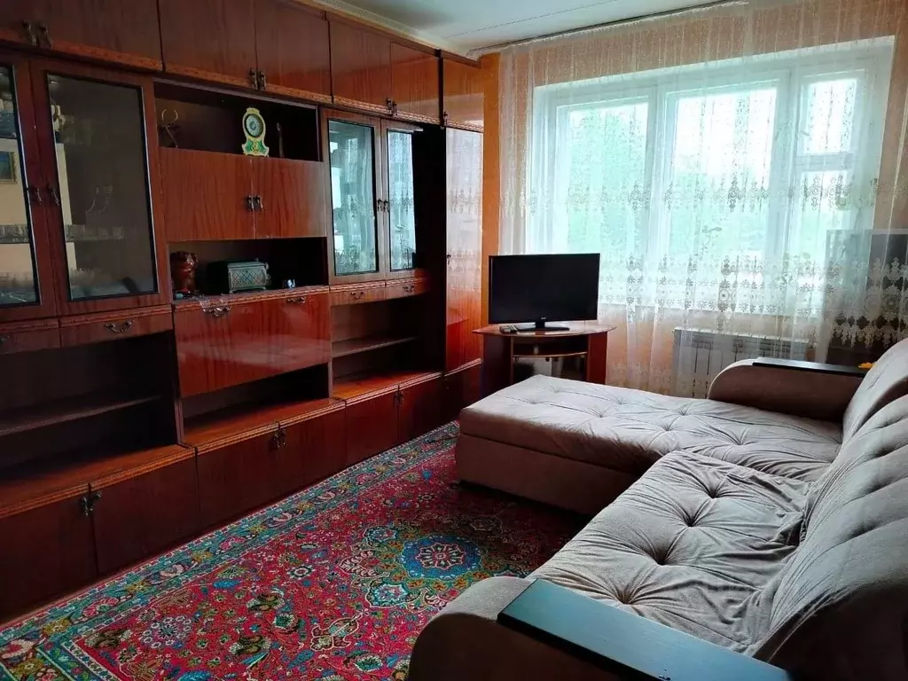2-к кв. Татарстан, Набережные Челны 32-й комплекс, 6 (53.4 м) - Фото 0