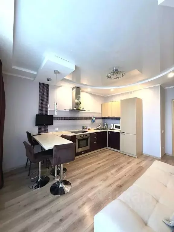 1-к кв. Татарстан, Казань ул. Достоевского, 50 (56.0 м) - Фото 1