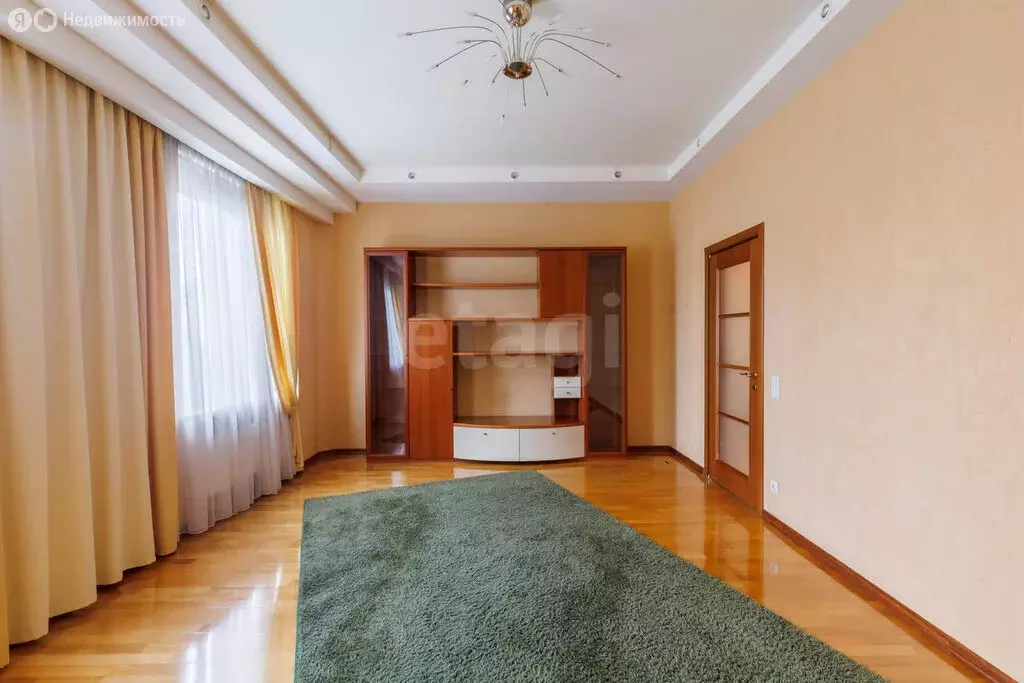 3-комнатная квартира: Санкт-Петербург, улица Партизана Германа, 13 ... - Фото 0