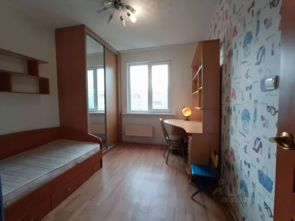 2-к кв. Свердловская область, Екатеринбург ул. Крестинского, 49/2 ... - Фото 0