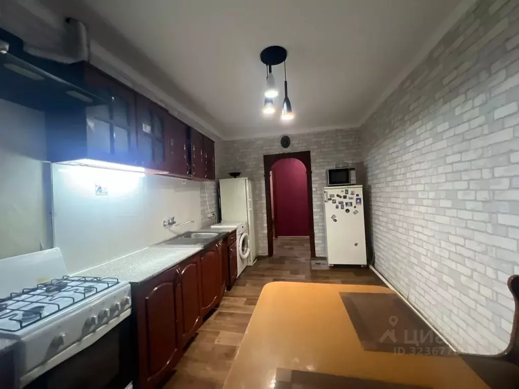 Дом в Оренбургская область, пос. Переволоцкий ул. Индустриальная, 6Б ... - Фото 2