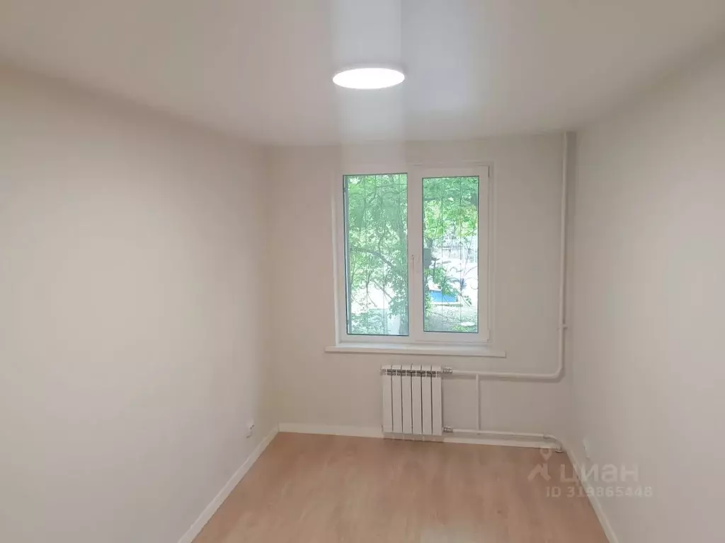 2-к кв. Москва ул. Генерала Антонова, 5К1 (44.9 м) - Фото 0