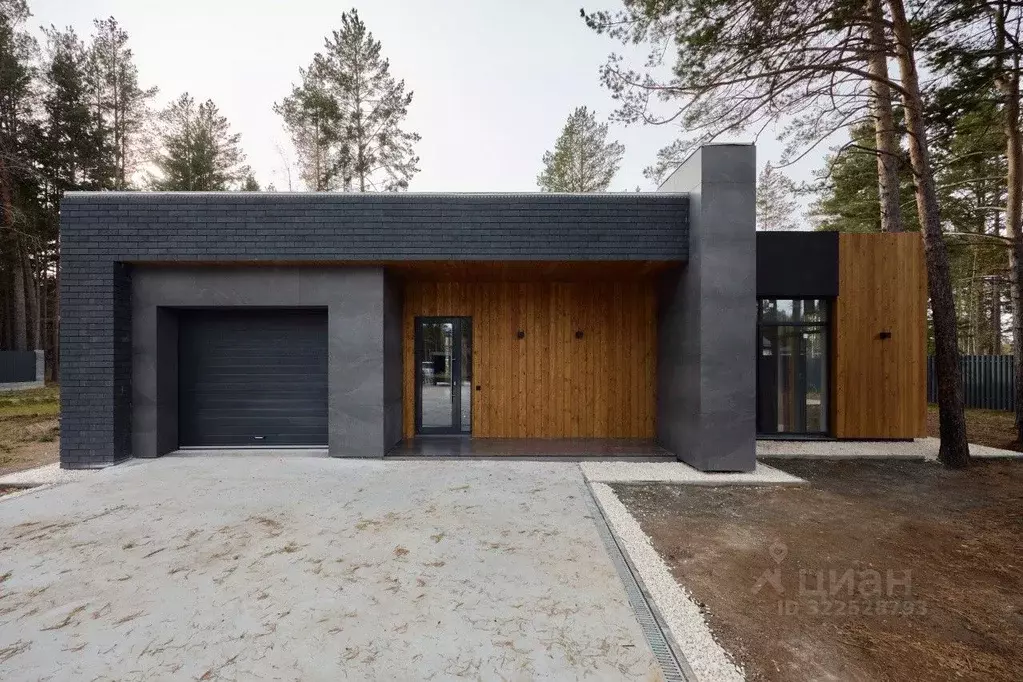 Дом в Свердловская область, Сысертский муниципальный округ, пос. ... - Фото 1