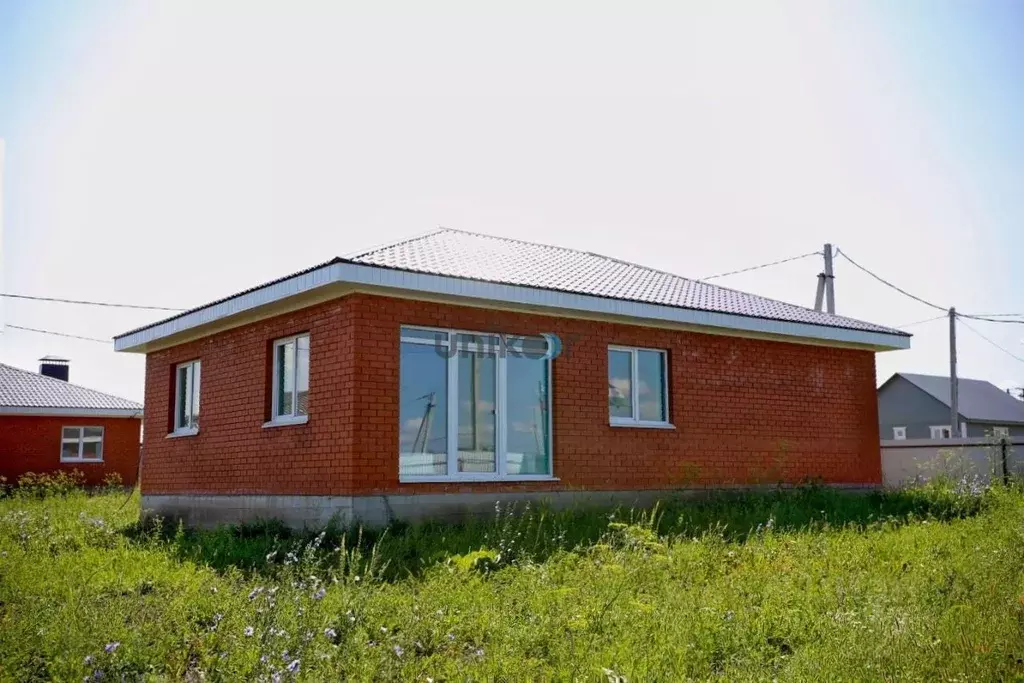 Дом в Башкортостан, Иглинский район, Акбердинский сельсовет, д. ... - Фото 2