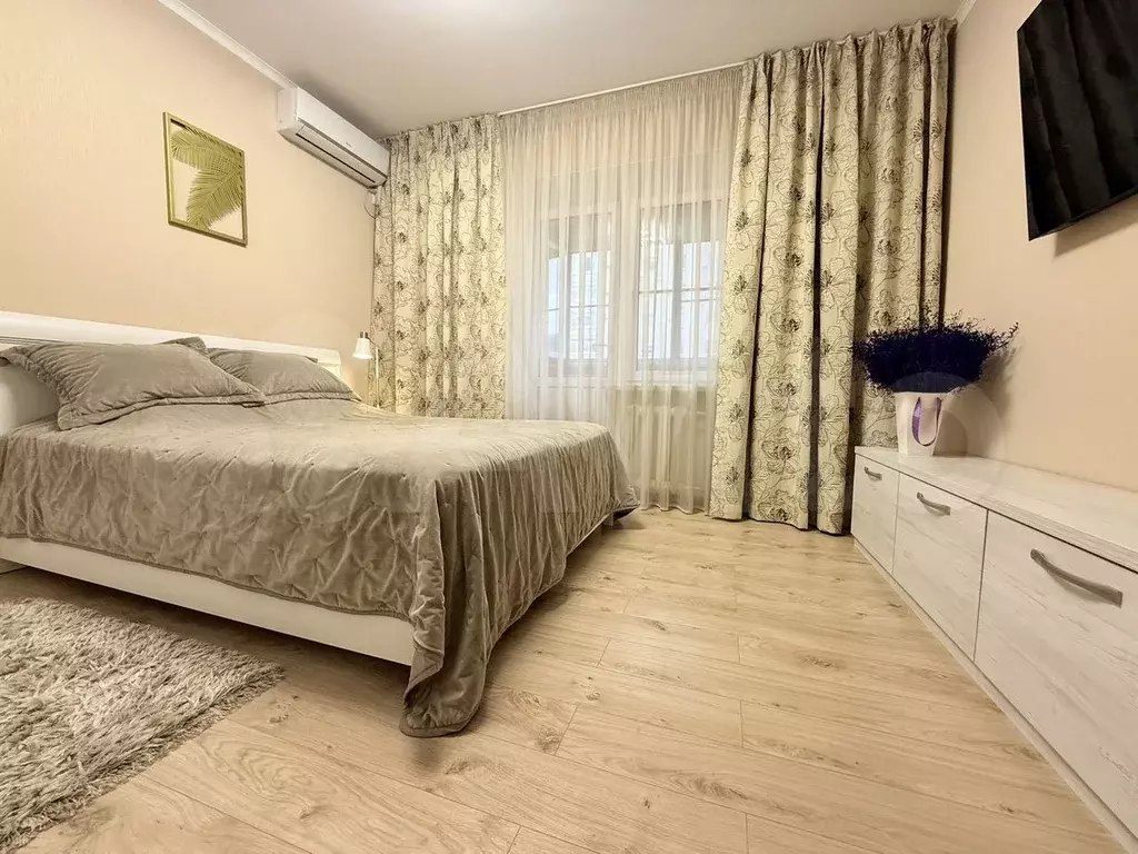 2-к. квартира, 62 м, 4/6 эт. - Фото 0