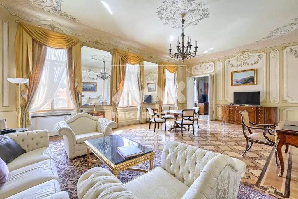 6-к кв. Санкт-Петербург наб. Реки Мойки, 59 (1004.5 м) - Фото 1