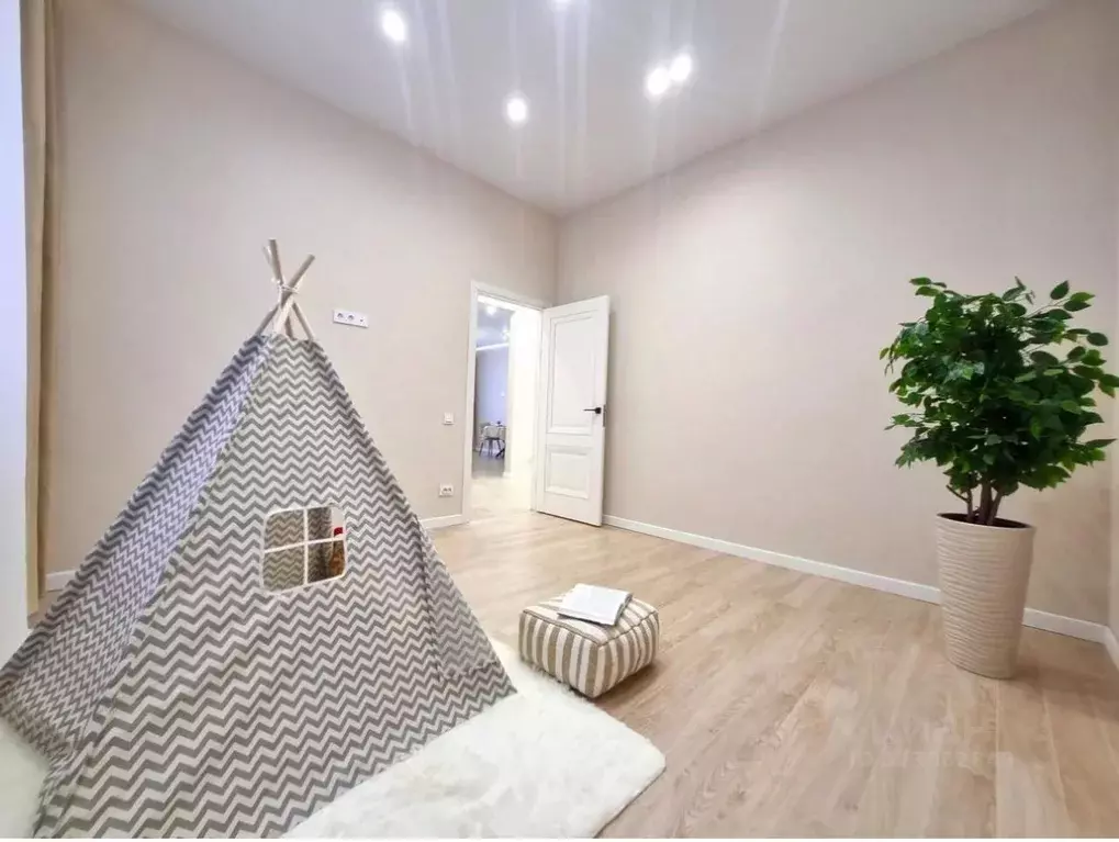 Дом в Иркутская область, Иркутск Хомутовская ул. (100 м) - Фото 1