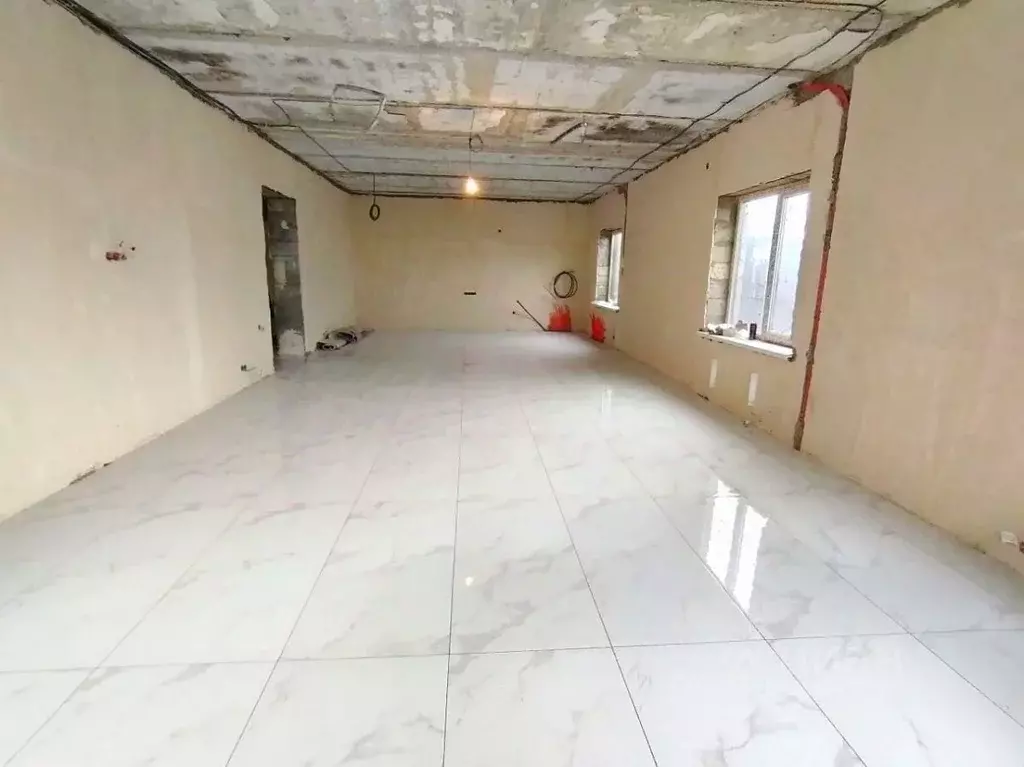 Дом в Волгоградская область, Волгоград ул. Джамбула Джабаева, 2/181 ... - Фото 1