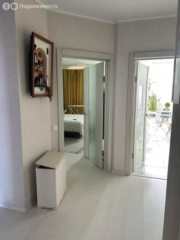 3-комнатная квартира: Самара, Московское шоссе, 47 (100 м) - Фото 1