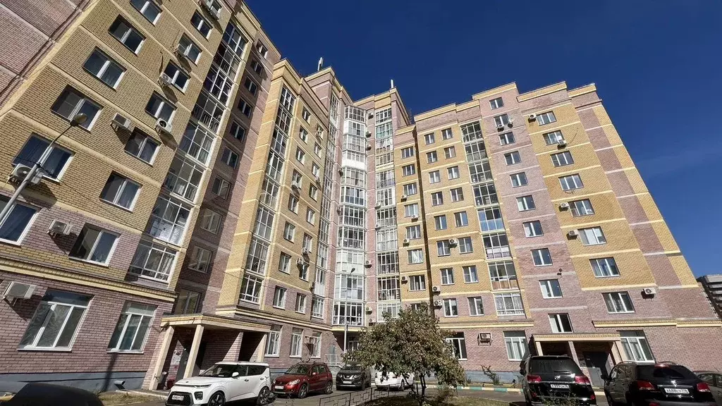 3-к. квартира, 91 м, 8/12 эт. - Фото 0