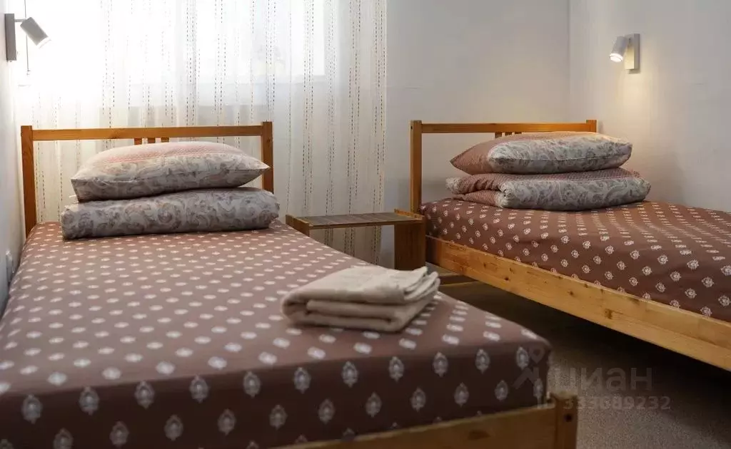 Комната Башкортостан, Уфа Революционная ул., 98/2 - Фото 1