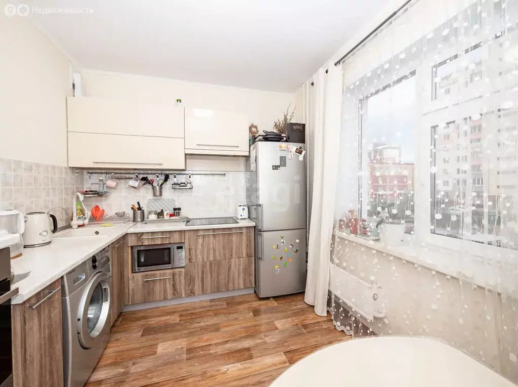 2-комнатная квартира: Новосибирск, улица Мясниковой, 24/2 (56.5 м) - Фото 1
