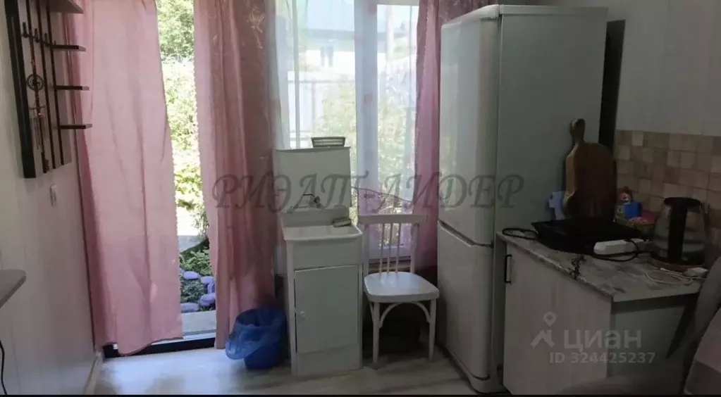 Дом в Алтай, Горно-Алтайск пл. Ленина (15 м) - Фото 1