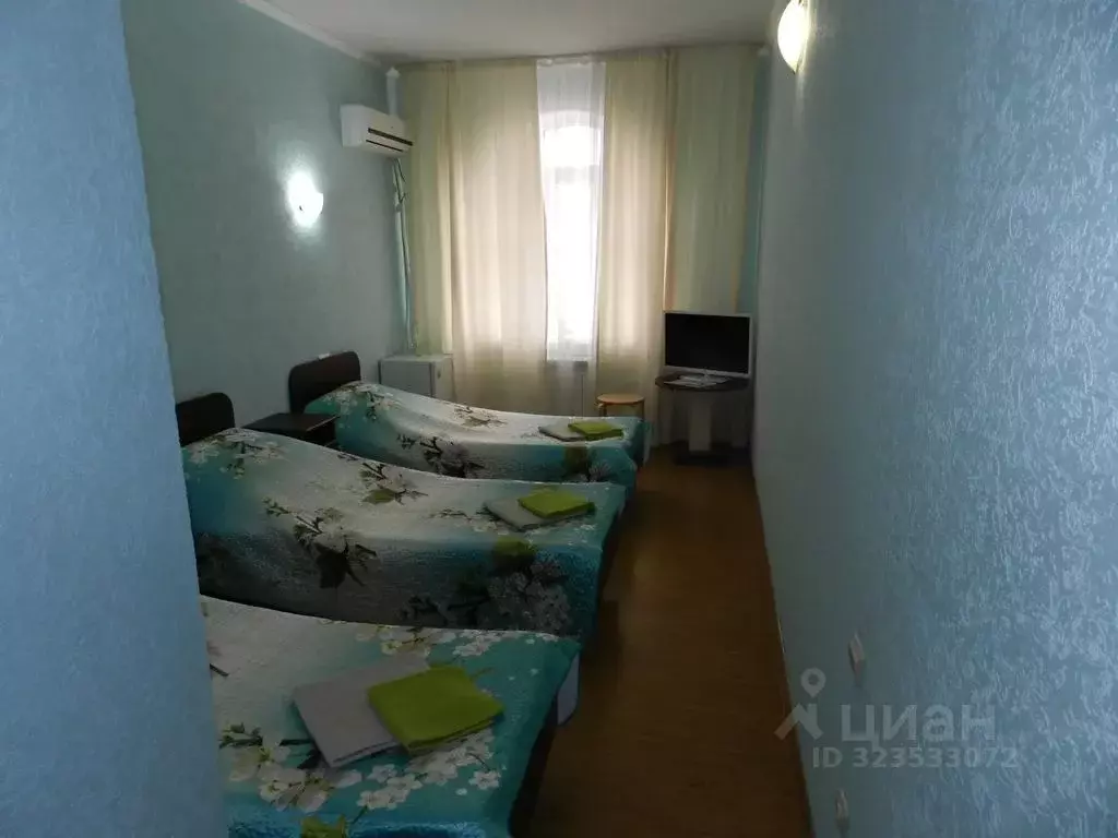 Комната Краснодарский край, Темрюк ул. Розы Люксембург, 26 - Фото 1