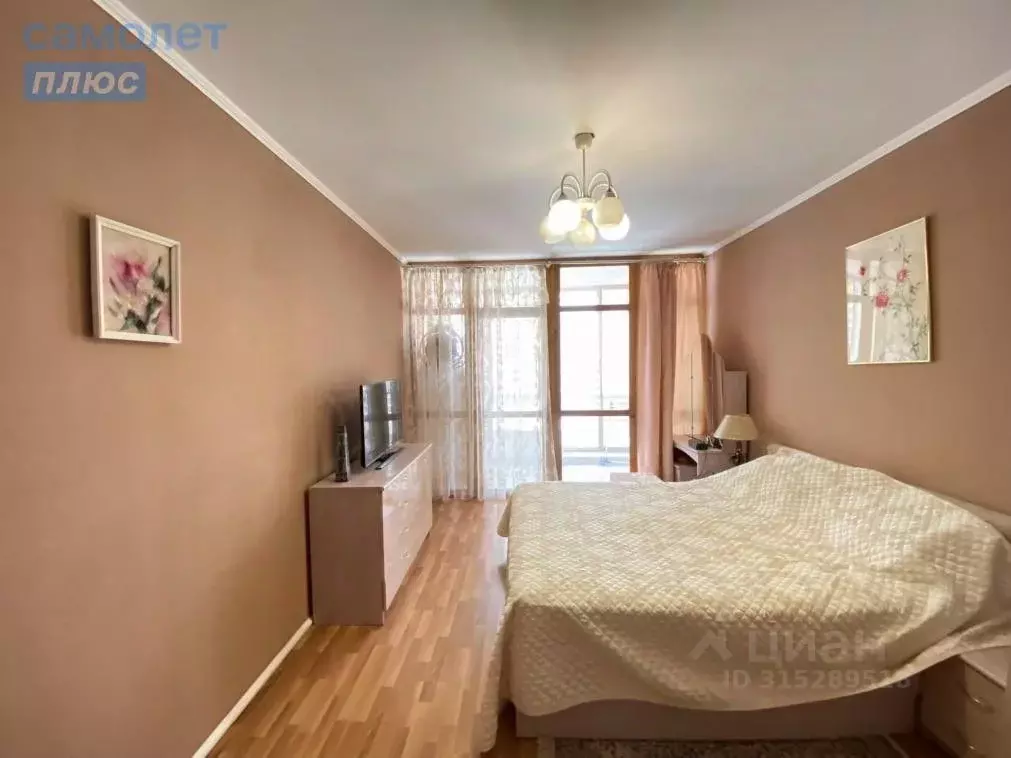 4-к кв. Кемеровская область, Кемерово бул. Строителей, 32/3 (126.7 м) - Фото 0