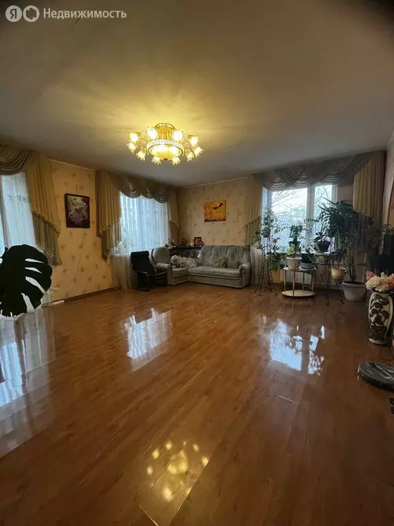 3-комнатная квартира: Нижний Новгород, Сормовское шоссе, 2 (93.8 м) - Фото 1