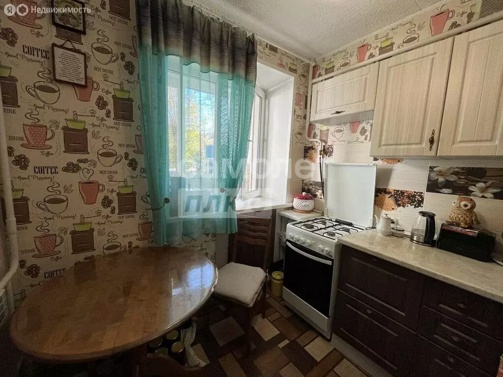 1-комнатная квартира: Ижевск, улица А.Н. Сабурова, 61 (31 м) - Фото 0