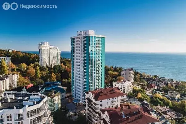 3-комнатная квартира: Сочи, микрорайон Бытха, улица Бытха, 41 (120 м) - Фото 0