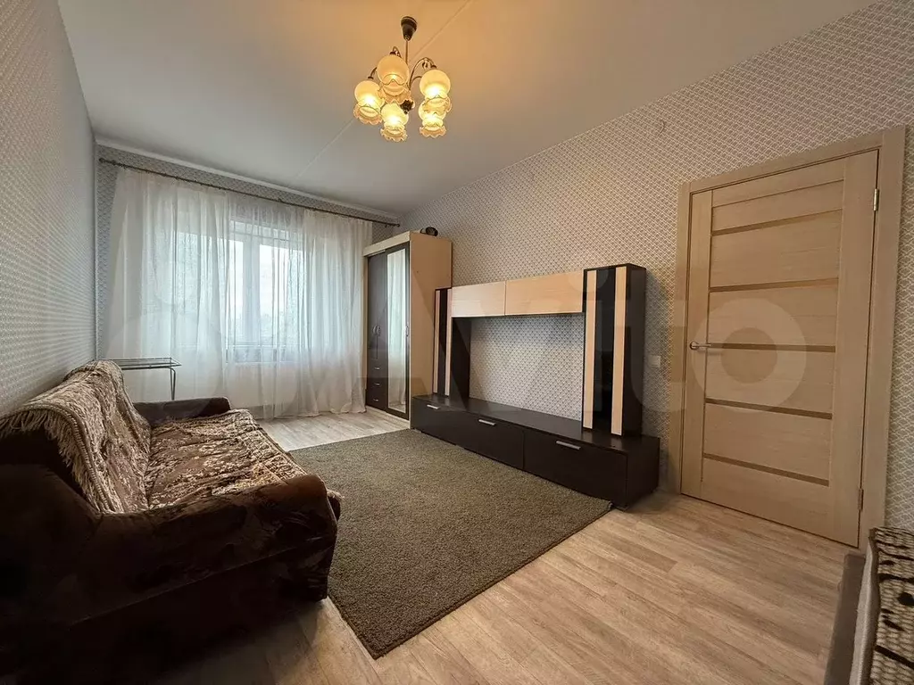 1-к. квартира, 40 м, 7/9 эт. - Фото 1