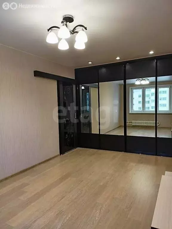 1-комнатная квартира: Киров, Ленинский район, улица Доверия, 1 (35.4 ... - Фото 1