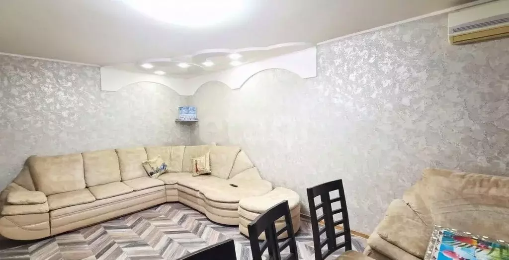3-к кв. Крым, Феодосия ул. Чкалова, 113Б (76.7 м) - Фото 1