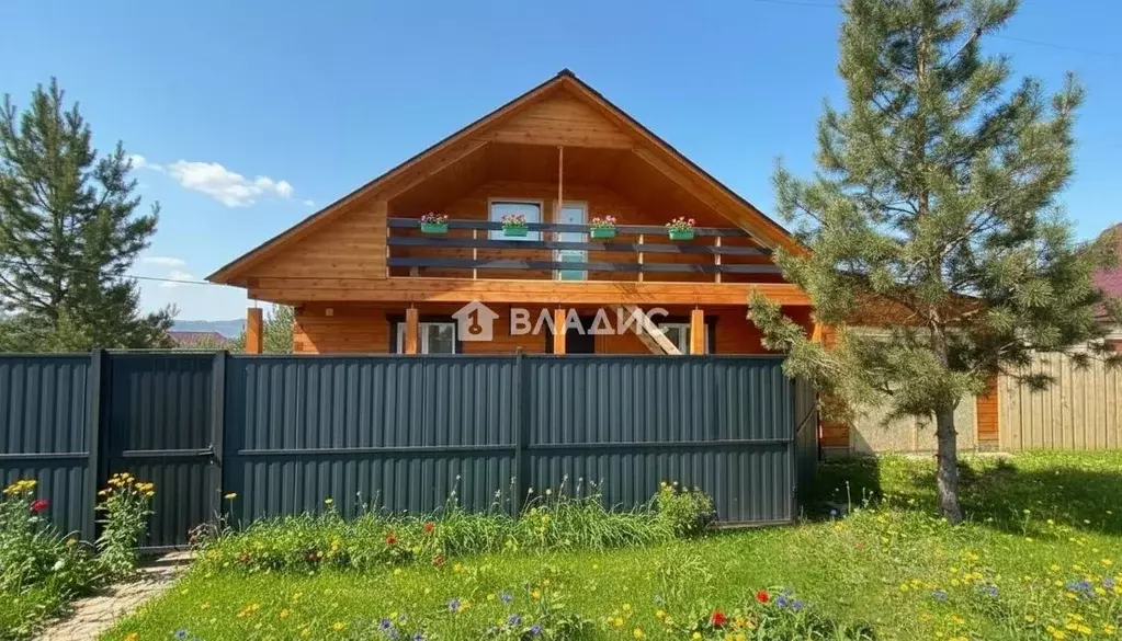 Дом в Бурятия, Улан-Удэ проезд 3-й Брусничный, 5 (220 м) - Фото 1
