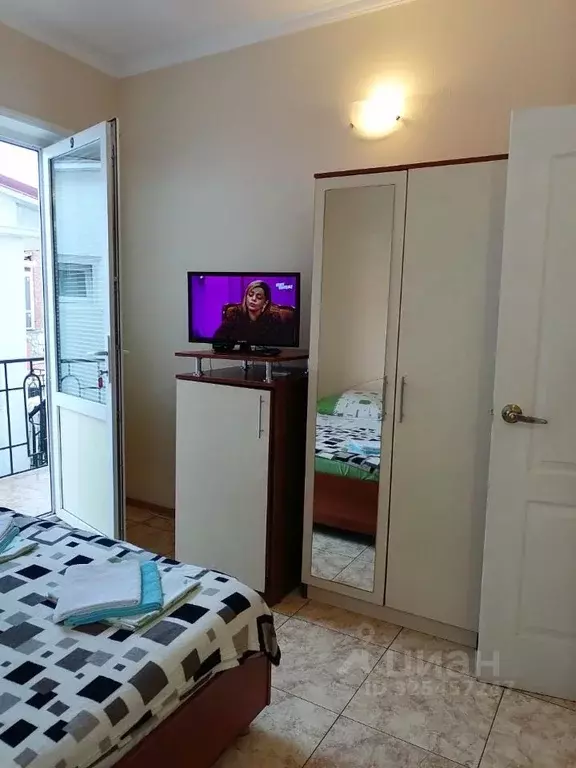 Комната Краснодарский край, Геленджик ул. Толстого, 64 (18.0 м) - Фото 2