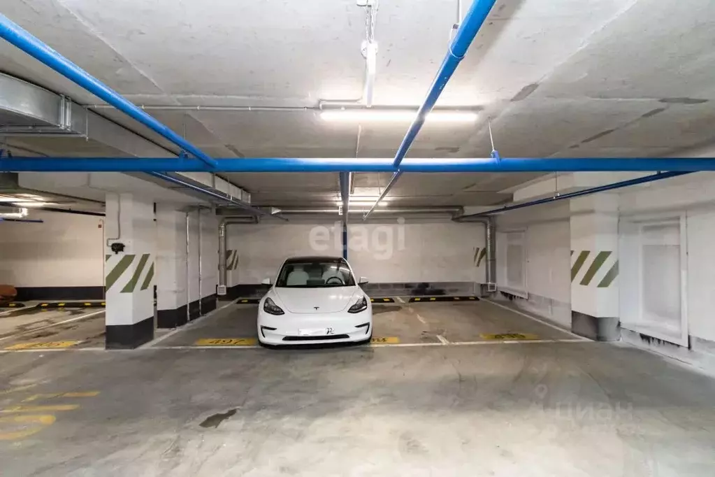 Гараж в Тюменская область, Тюмень Харьковская ул., 74 (13 м) - Фото 1