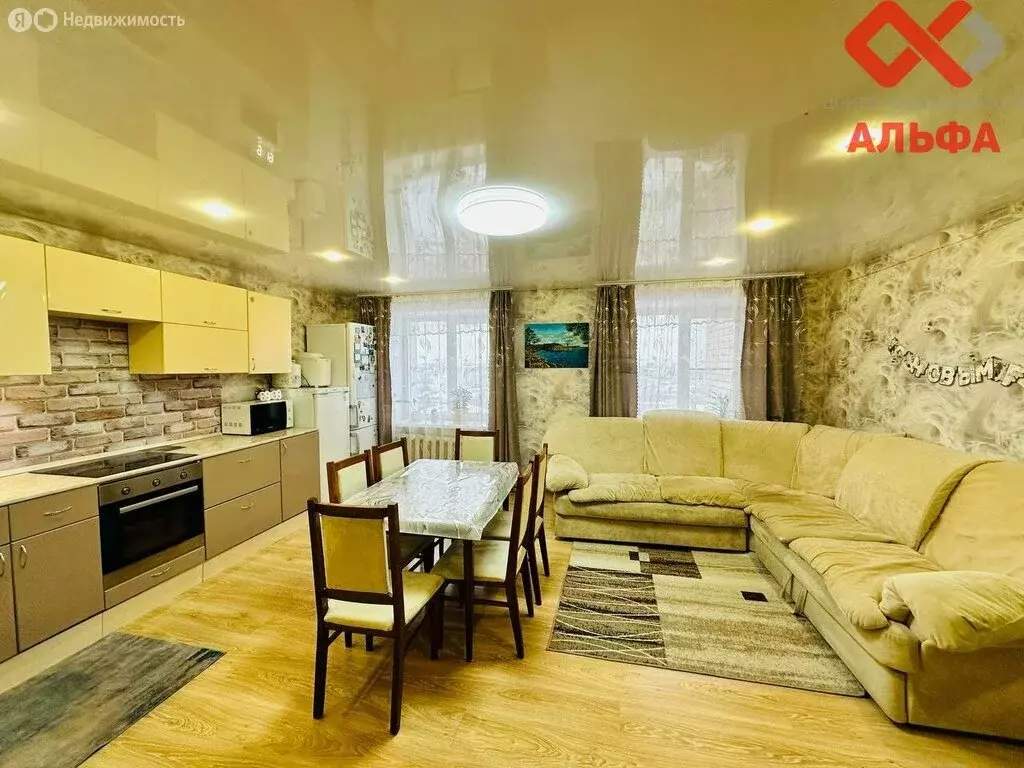 4-комнатная квартира: Киров, Профсоюзная улица, 90 (74 м) - Фото 1